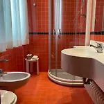 Derby Hotel 4*