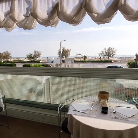 Hotel Derby 4*