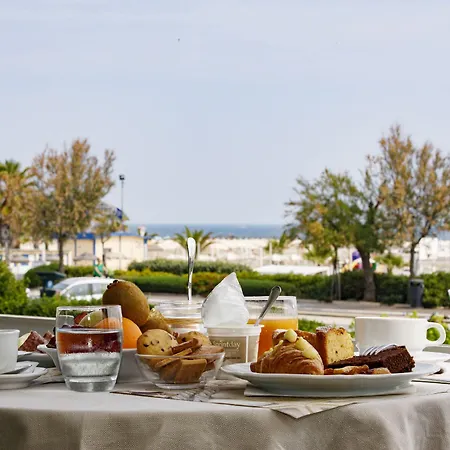 Derby ホテル リミニ