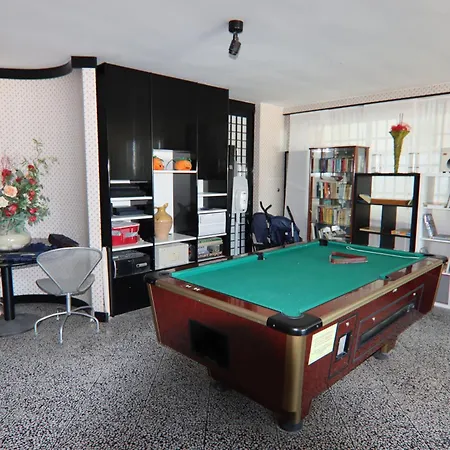 Derby Hotel 4*