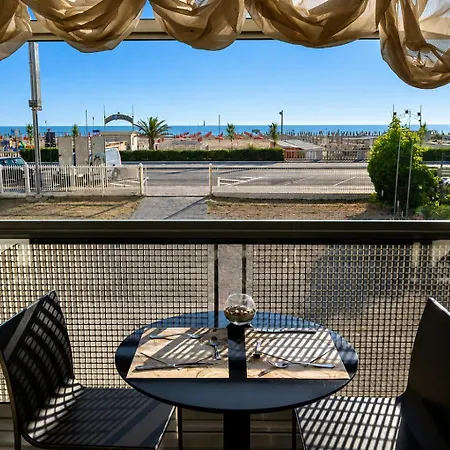 Hotel Derby 4*