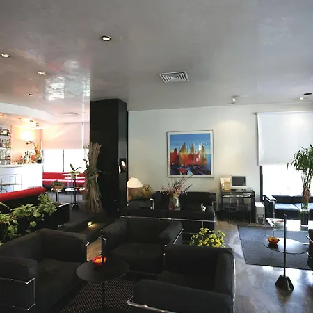 Derby Hotel 4*