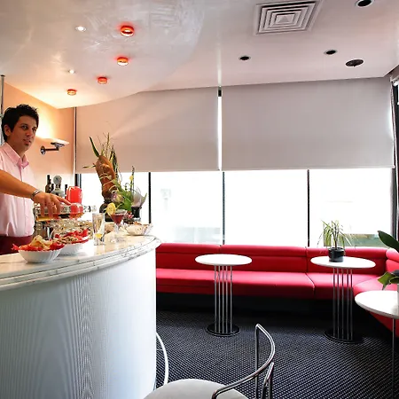 Derby Hotel 4*